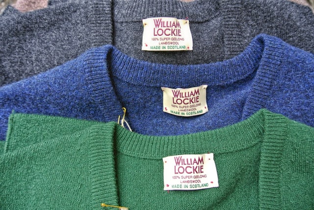 WILLIAM LOCKIE GENTS SUPER GEELONG PULLOVER V-NECK