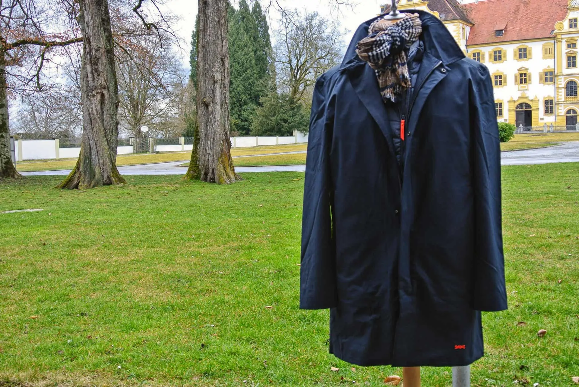 SWIMS ETON CONVERTIBLE MANTEL