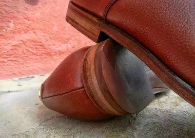 Christan-Boehne-NEW-chestnut-soft-Grain-Derby-x-crockett-jones-03